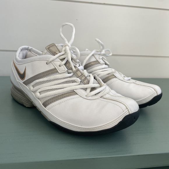 Nike Vintage White Leather Archtech Sneakers Women's Size‎ 37.5 US Size 6 - Picture 1 of 10